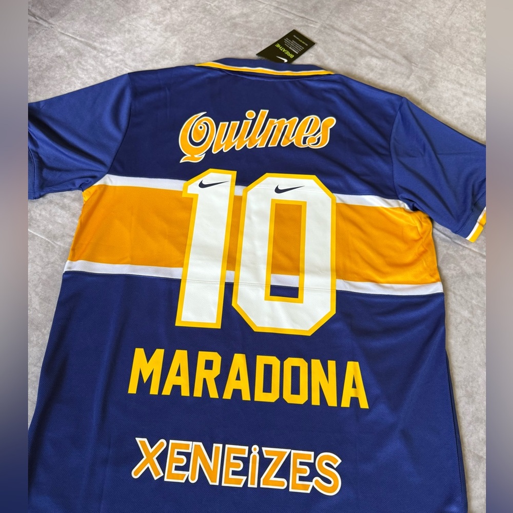 Boca Juniors retro Maradona 10 - Picture 6 of 7